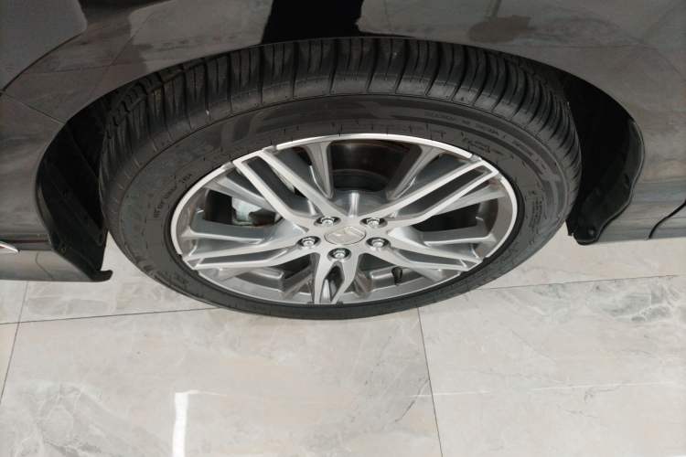 Used Honda Elysion 2019 2.0L Hybrid Luxury Edition Exterior 4