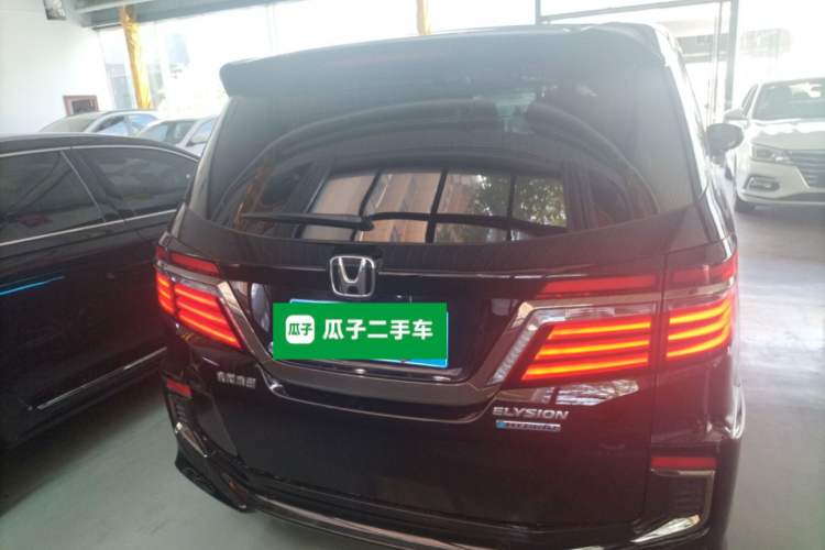 Used Honda Elysion 2019 2.0L Hybrid Luxury Edition Exterior 4
