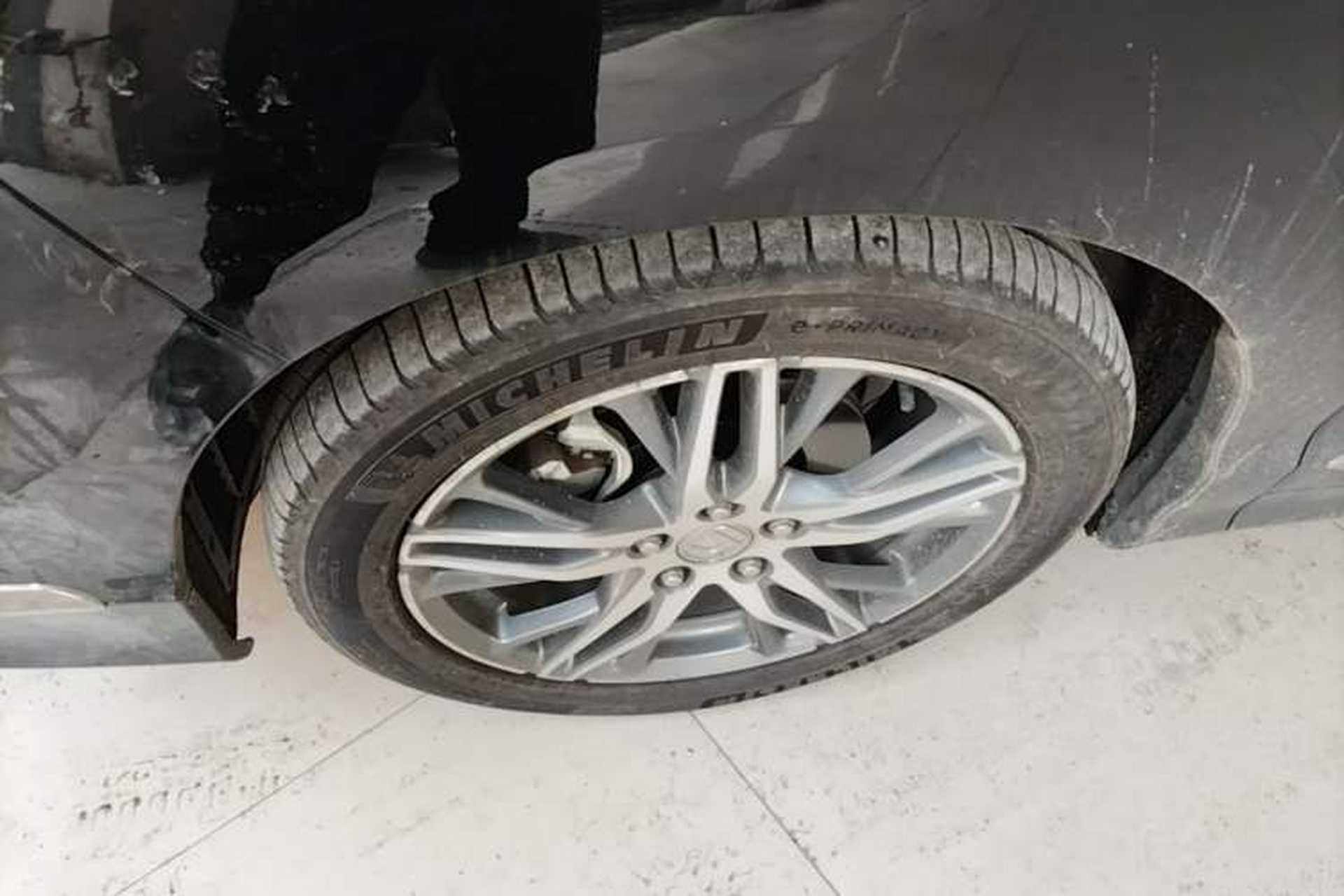 Used Honda Elysion 2019 2.0L Hybrid Luxury Edition Exterior 4
