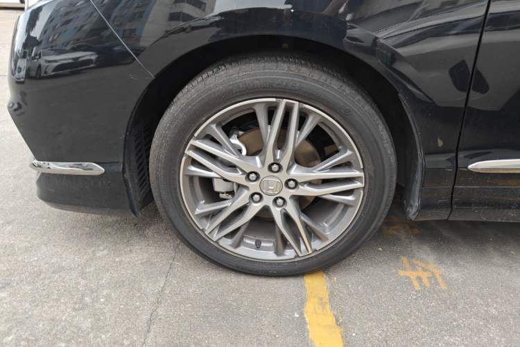 Used Honda Elysion 2019 2.0L Hybrid Luxury Edition Exterior 4
