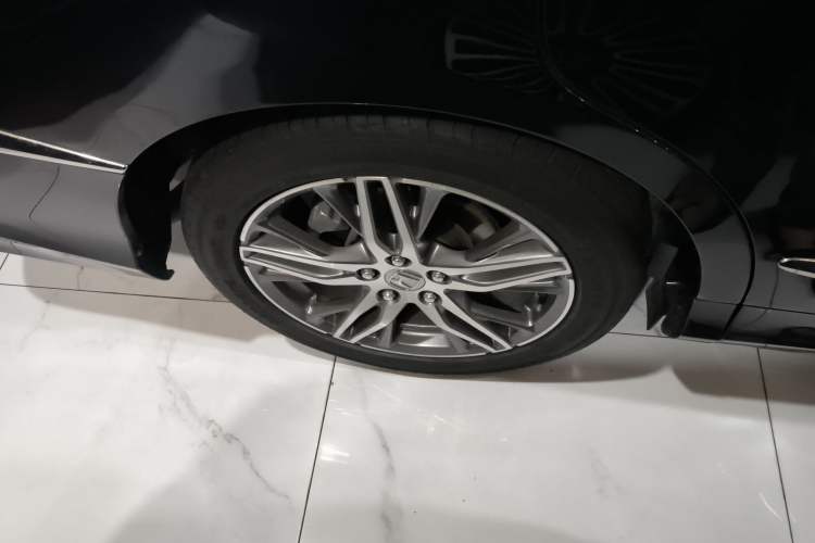 Used Honda Elysion 2019 2.0L Hybrid Luxury Edition Exterior 5
