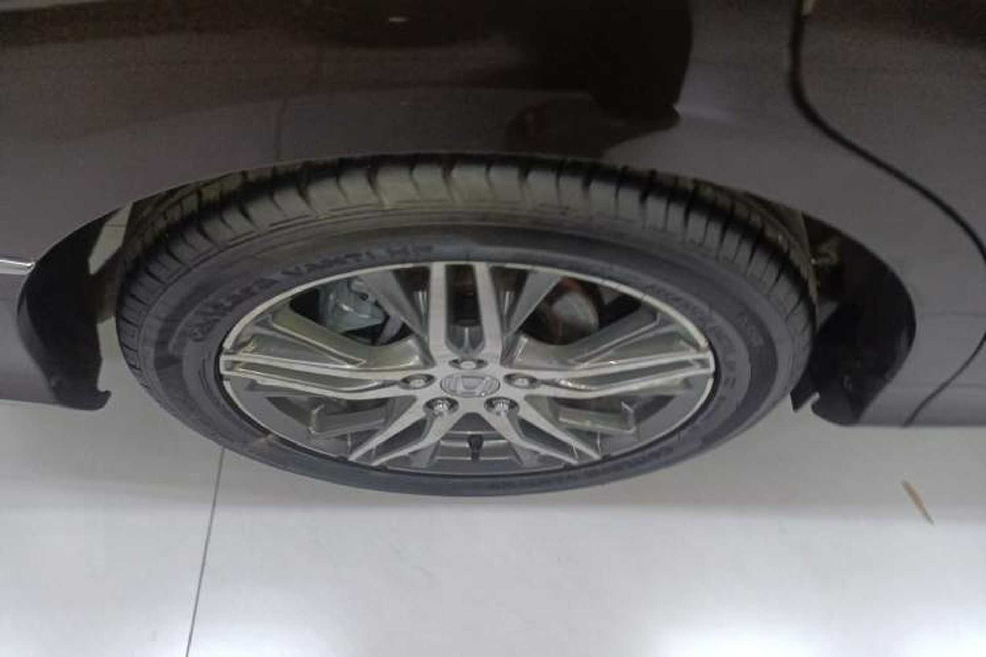 Used Honda Elysion 2019 2.0L Hybrid Supreme Edition Exterior 5
