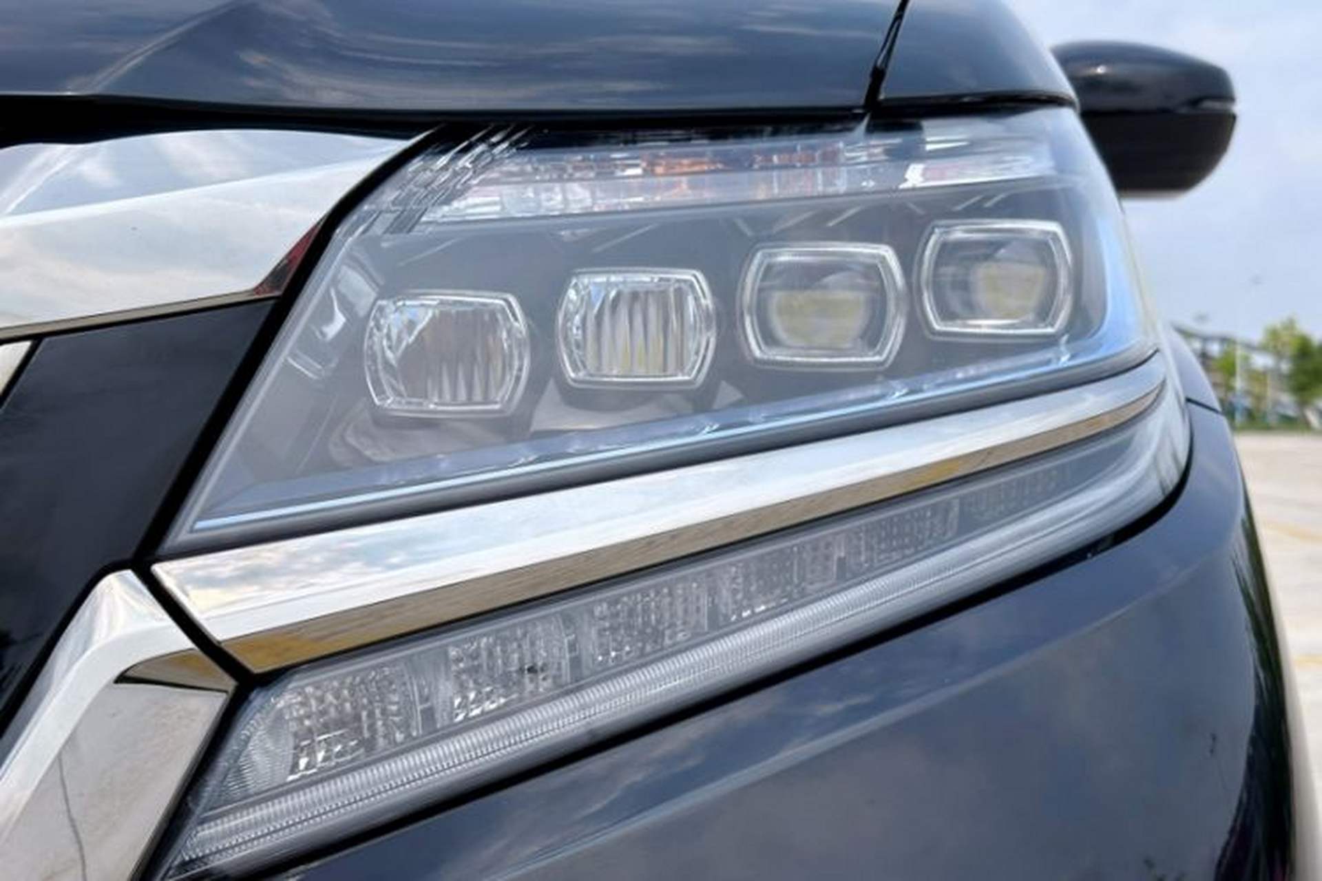Used Honda Elysion 2019 2.0L Hybrid Luxury Edition Exterior 7