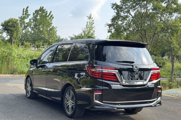 Used Honda Elysion 2019 2.0L Hybrid Luxury Edition Exterior 8