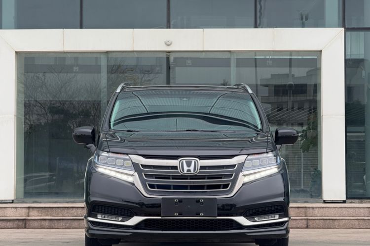 Used Honda Elysion 2019 2.0L Hybrid Luxury Edition Exterior 8