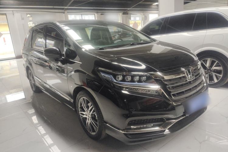 Used Honda Elysion 2019 2.0L Hybrid Comfort Edition Front Right 45 Deg