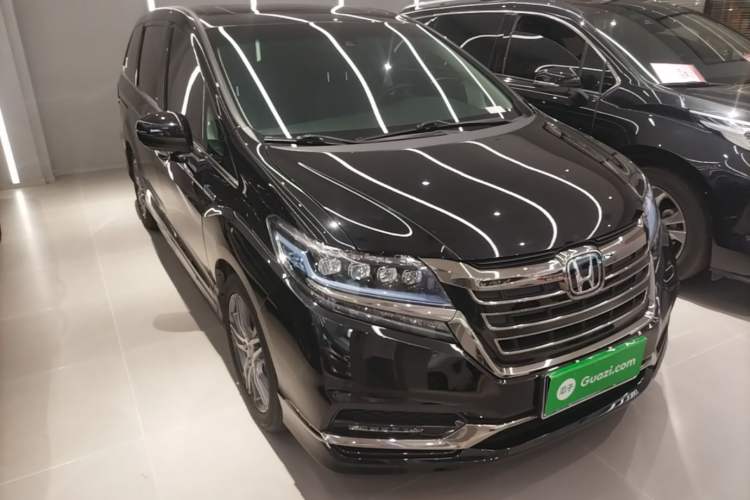Used Honda Elysion 2019 2.0L Hybrid Luxury Edition Front Right 45 Deg