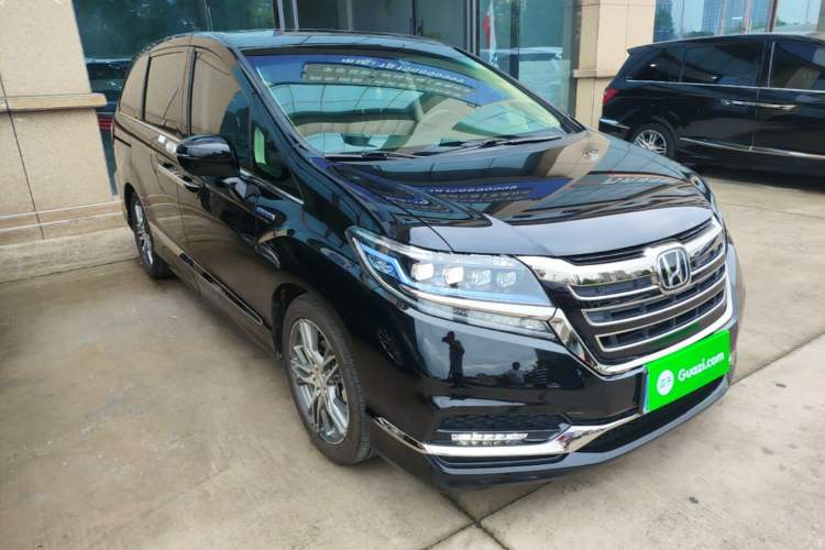 Used Honda Elysion 2019 2.0L Hybrid Luxury Edition Front Right 45 Deg