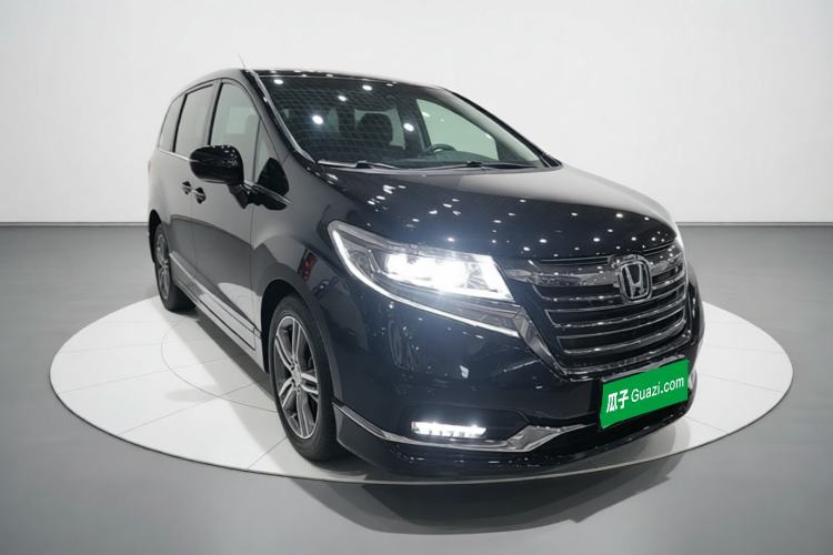 Used Honda Elysion 2019 2.0L Hybrid Luxury Edition Front Right 45 Deg