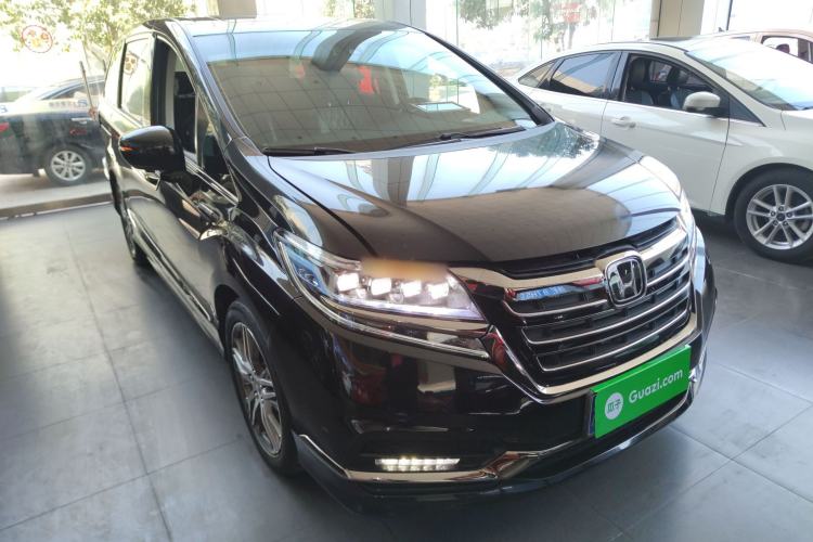 Used Honda Elysion 2019 2.0L Hybrid Luxury Edition Front Right 45 Deg