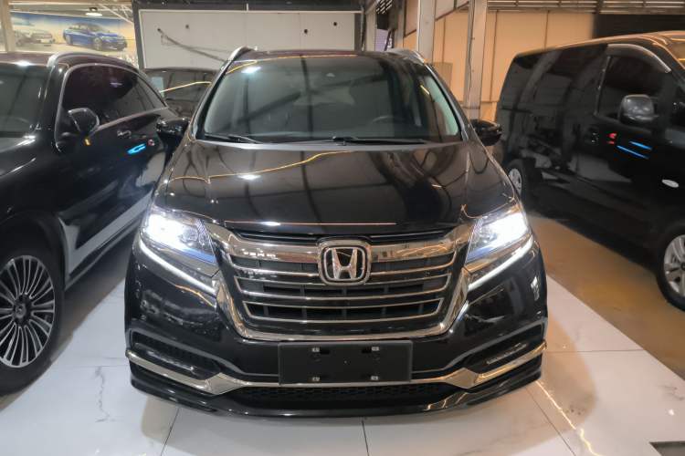 Used Honda Elysion 2019 2.0L Hybrid Luxury Edition Front
