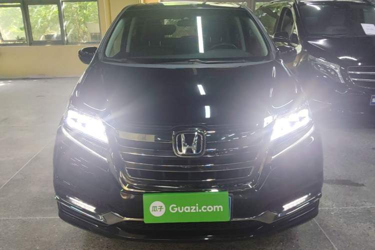 Used Honda Elysion 2019 2.0L Hybrid Luxury Edition Front