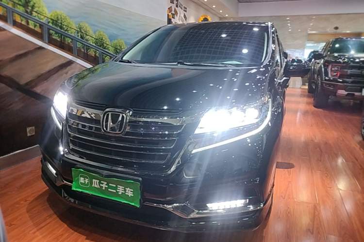 Used Honda Elysion 2019 2.0L Hybrid Luxury Edition Front