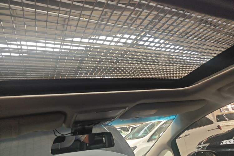 Used Honda Elysion 2019 2.0L Hybrid Luxury Edition Headliner