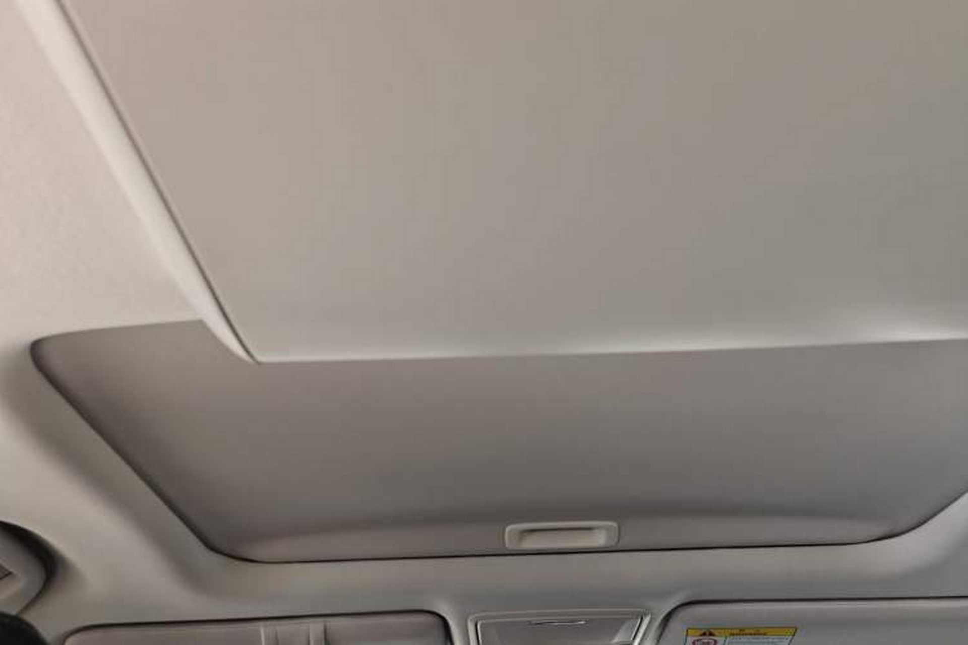 Used Honda Elysion 2019 2.0L Hybrid Luxury Edition Headliner