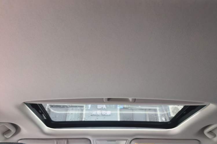 Used Honda Elysion 2019 2.0L Hybrid Luxury Edition Headliner