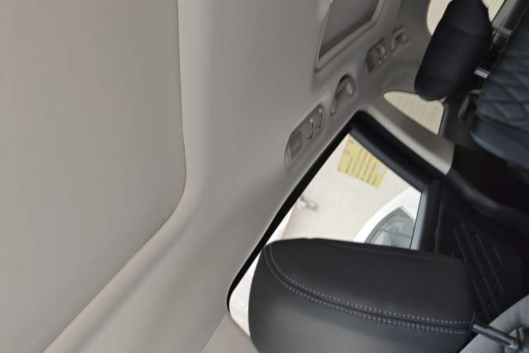 Used Honda Elysion 2019 2.0L Hybrid Luxury Edition Headliner