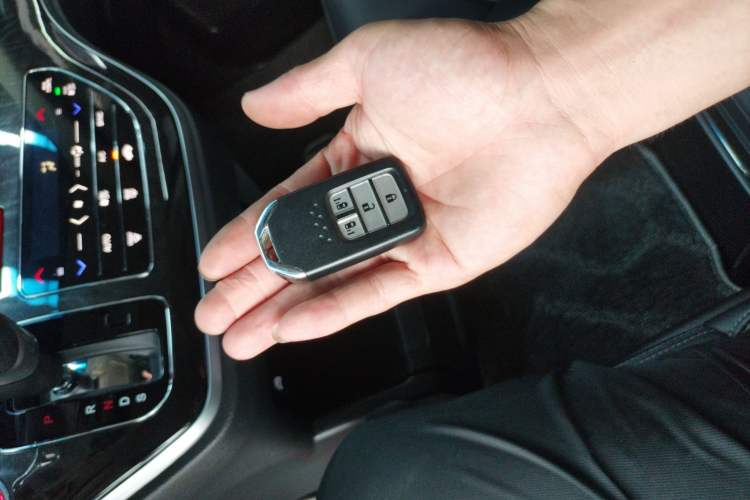Used Honda Elysion 2019 2.0L Hybrid Luxury Edition Interior 1