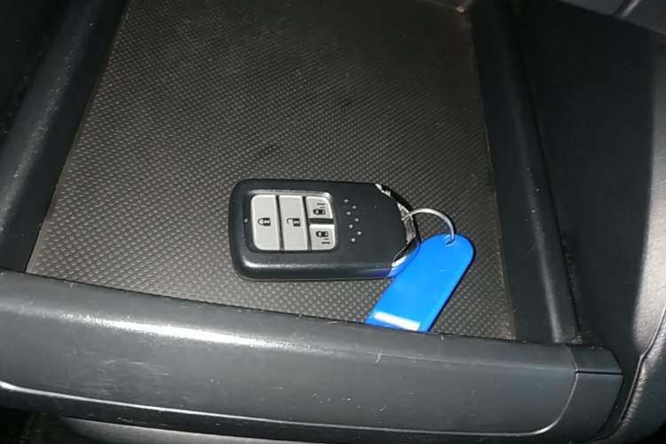 Used Honda Elysion 2019 2.0L Hybrid Luxury Edition Interior 1