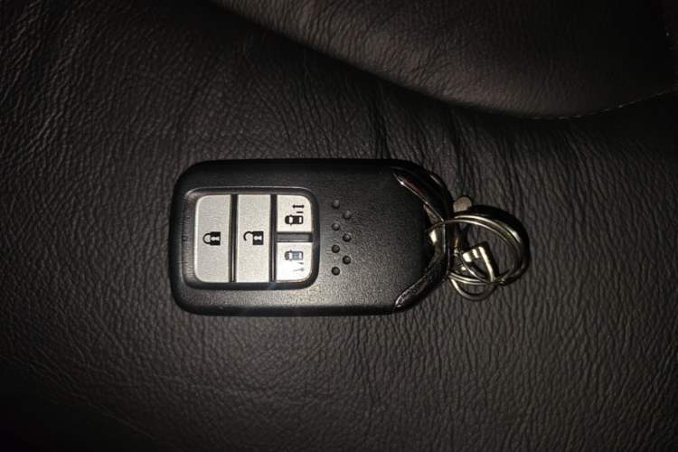Used Honda Elysion 2019 2.0L Hybrid Luxury Edition Interior 1