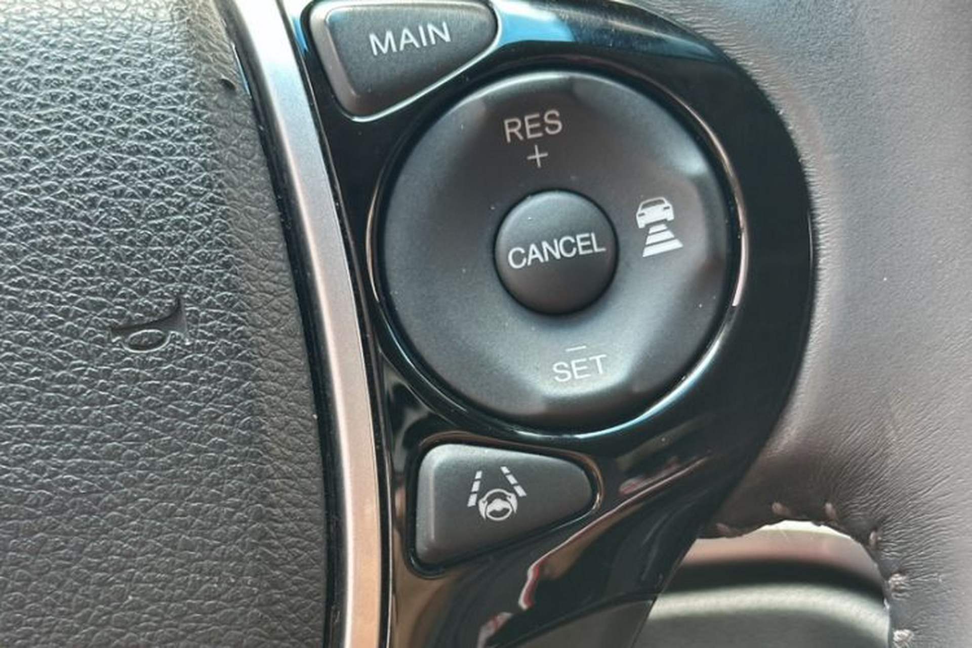 Used Honda Elysion 2019 2.0L Hybrid Luxury Edition Interior 1