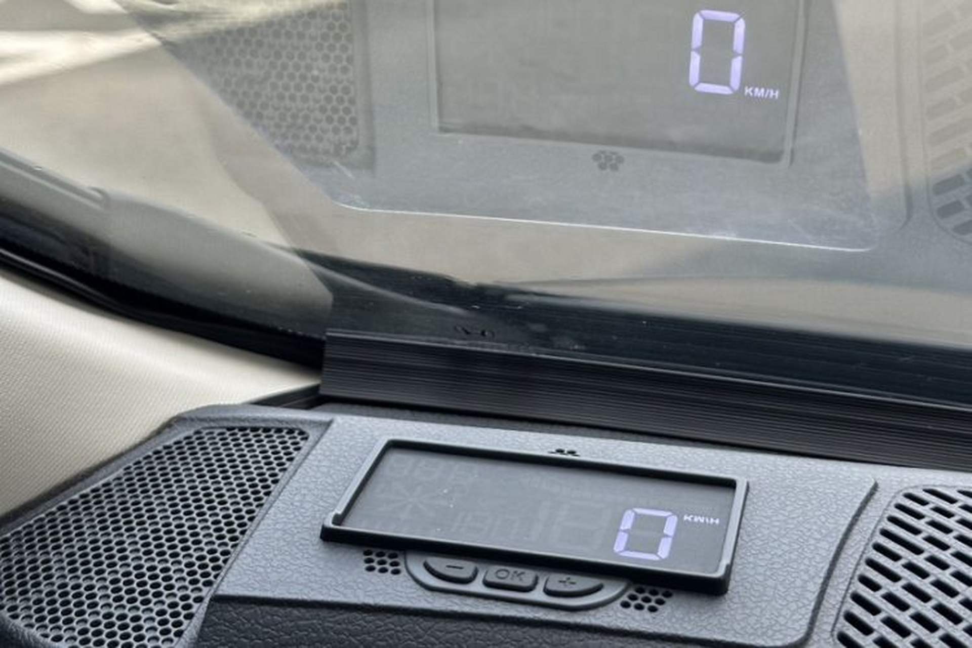 Used Honda Elysion 2019 2.0L Hybrid Luxury Edition Interior 11