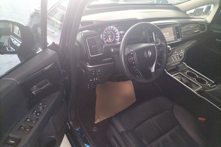 Used Honda Elysion 2019 2.0L Hybrid Luxury Edition Interior 3
