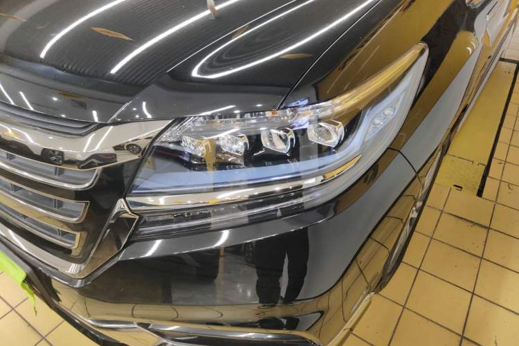 Used Honda Elysion 2019 2.0L Hybrid Luxury Edition Left Front Headlight