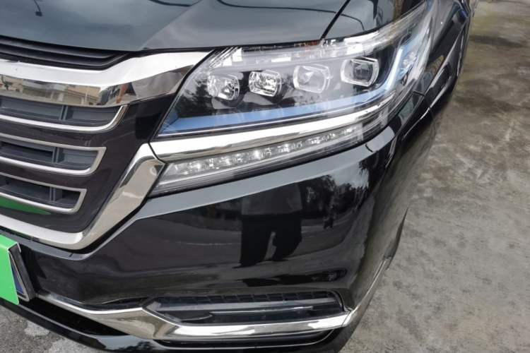Used Honda Elysion 2019 2.0L Hybrid Luxury Edition Left Front Headlight