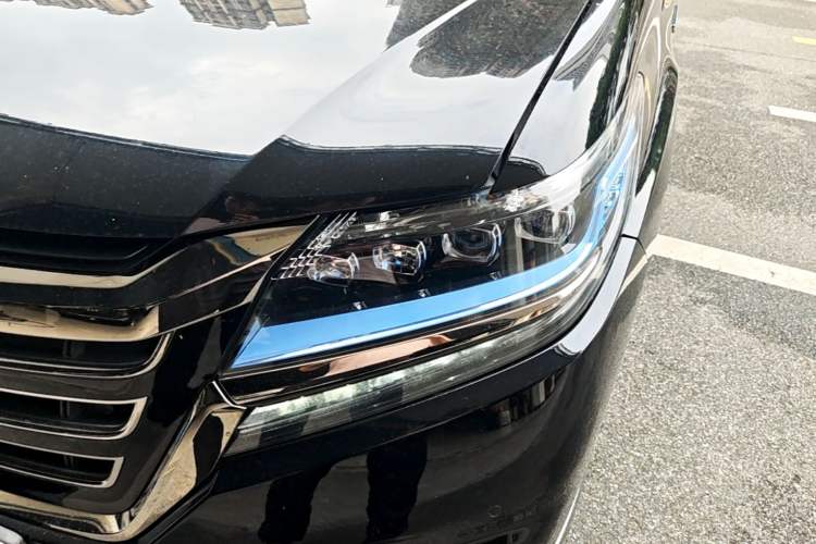 Used Honda Elysion 2019 2.0L Hybrid Supreme Edition Left Front Headlight