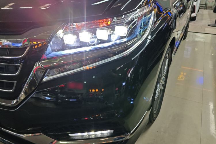 Used Honda Elysion 2019 2.0L Hybrid Supreme Edition Left Front Headlight
