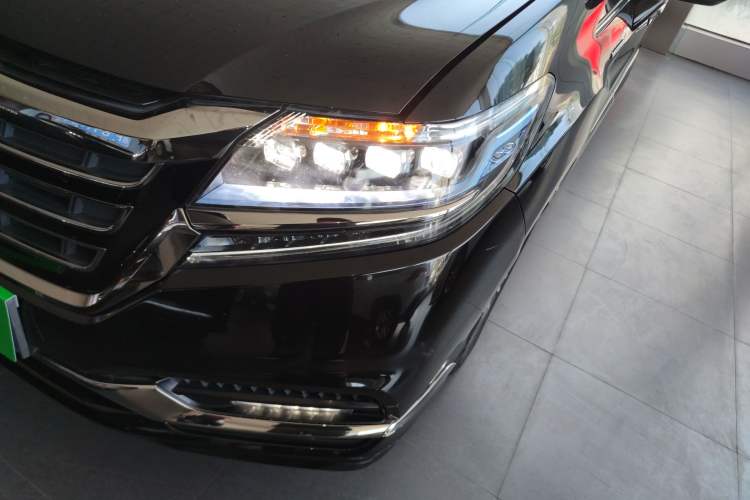 Used Honda Elysion 2019 2.0L Hybrid Luxury Edition Left Front Headlight