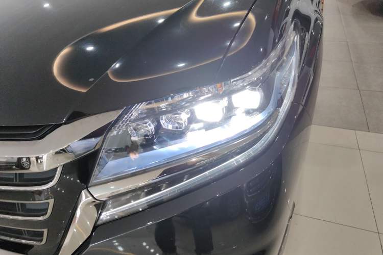 Used Honda Elysion 2019 2.0L Hybrid Luxury Edition Left Front Headlight