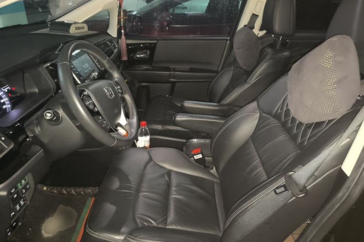 Used Honda Elysion 2019 2.0L Hybrid Luxury Edition Left Front Seat