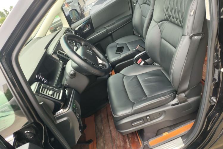 Used Honda Elysion 2019 2.0L Hybrid Luxury Edition Left Front Seat