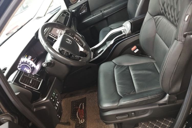 Used Honda Elysion 2019 2.0L Hybrid Luxury Edition Left Front Seat