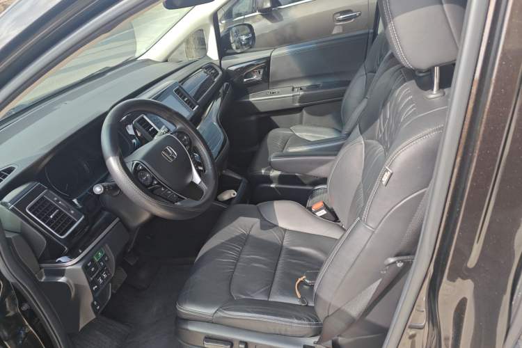 Used Honda Elysion 2019 2.0L Hybrid Luxury Edition Left Front Seat