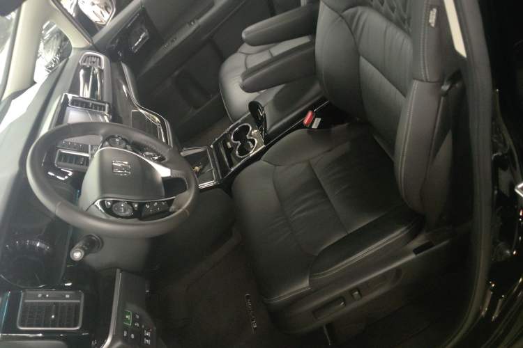 Used Honda Elysion 2019 2.0L Hybrid Luxury Edition Left Front Seat