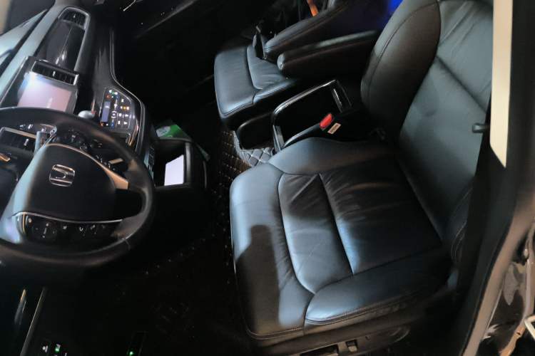 Used Honda Elysion 2019 2.0L Hybrid Luxury Edition Left Front Seat