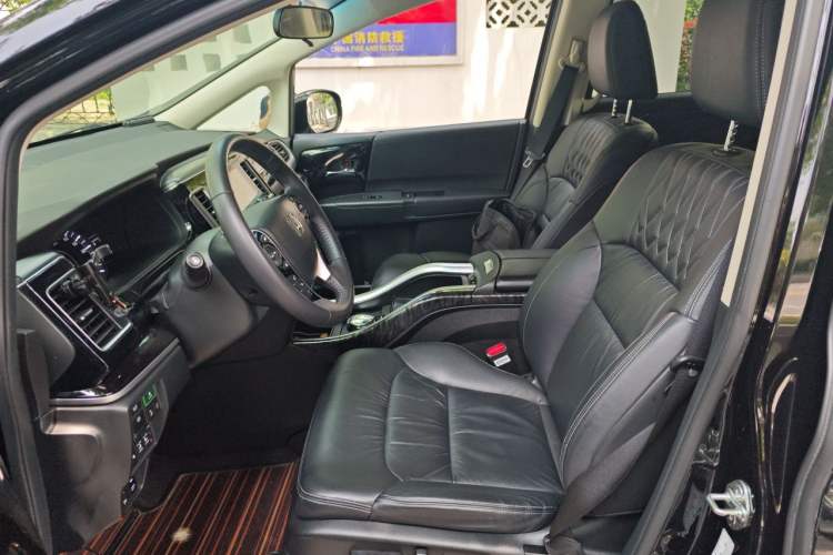 Used Honda Elysion 2019 2.0L Hybrid Luxury Edition Left Front Seat