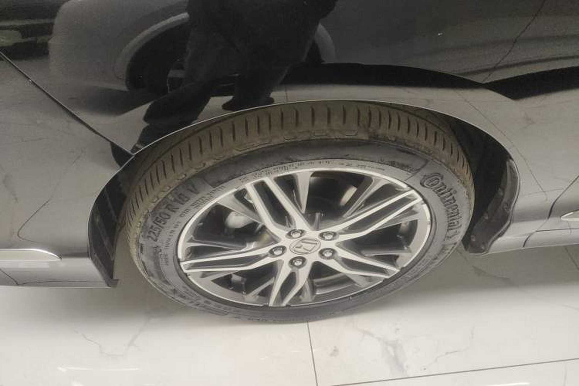Used Honda Elysion 2019 2.0L Hybrid Comfort Edition Left Front Wheel Hub