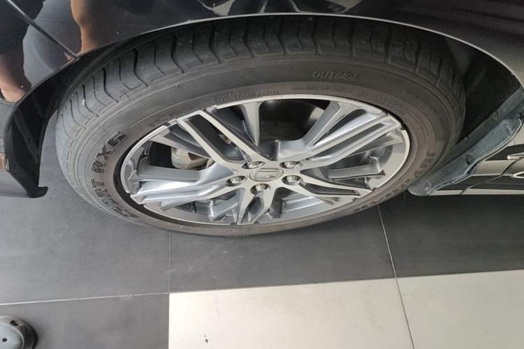Used Honda Elysion 2019 2.0L Hybrid Luxury Edition Left Front Wheel Hub