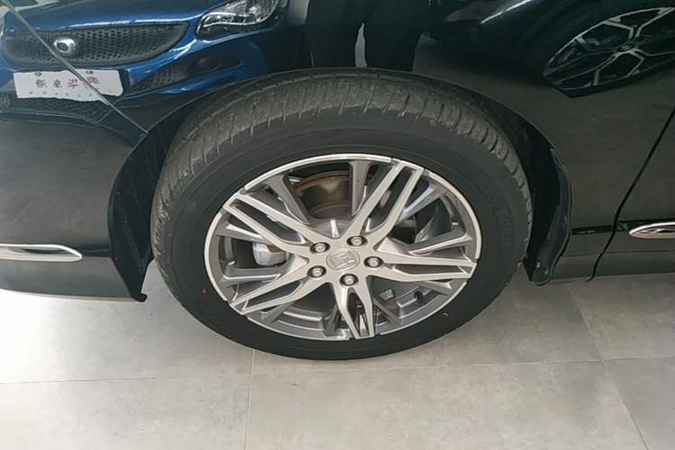 Used Honda Elysion 2019 2.0L Hybrid Comfort Edition Left Front Wheel Hub