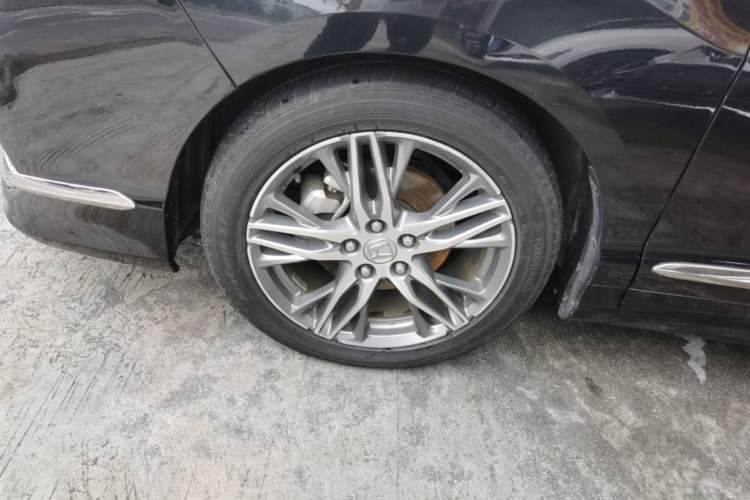 Used Honda Elysion 2019 2.0L Hybrid Luxury Edition Left Front Wheel Hub