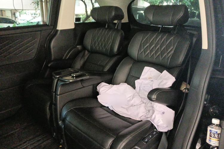 Used Honda Elysion 2019 2.0L Hybrid Luxury Edition Left Rear Seat