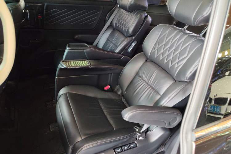 Used Honda Elysion 2019 2.0L Hybrid Luxury Edition Left Rear Seat