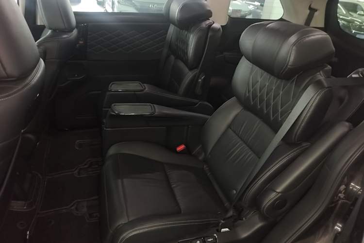 Used Honda Elysion 2019 2.0L Hybrid Supreme Edition Left Rear Seat