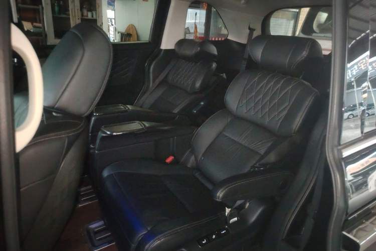 Used Honda Elysion 2019 2.0L Hybrid Luxury Edition Left Rear Seat