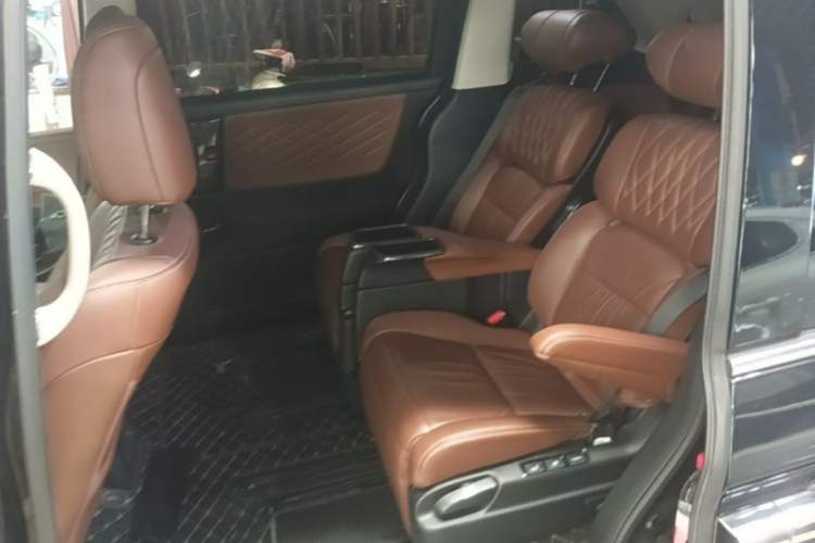 Used Honda Elysion 2019 2.0L Hybrid Supreme Edition Left Rear Seat