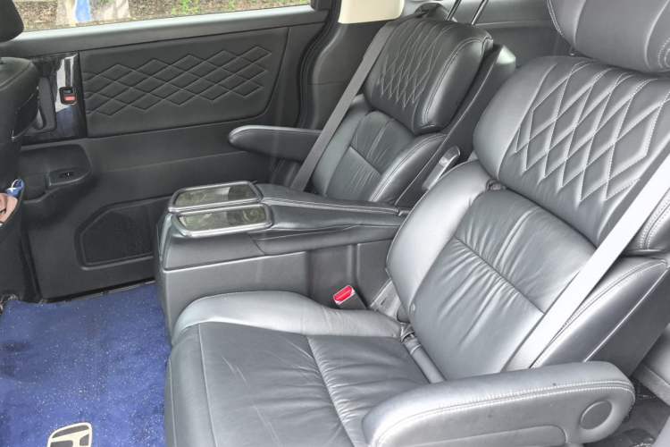 Used Honda Elysion 2019 2.0L Hybrid Luxury Edition Left Rear Seat